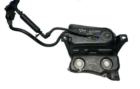 Volkswagen Arteon AdBlue liquid reservoir 3Q0131877D 5Q0131969F