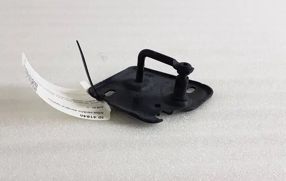 Audi Q2 - Engine bonnet/hood lock/latch loop/hook 81A823185A