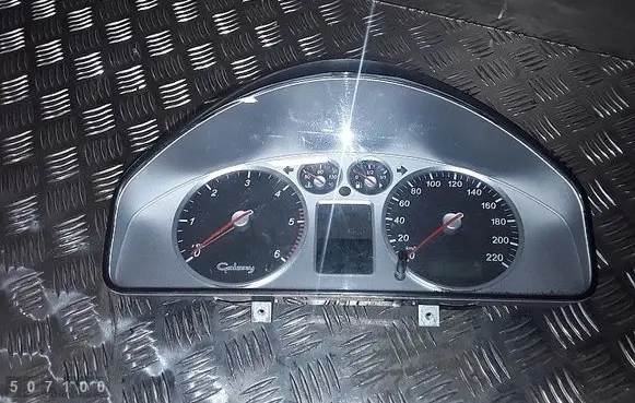 Ford Galaxy Speedometer (instrument cluster) 7m5920820q