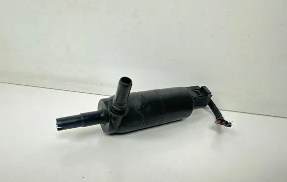 BMW 5 GT F07 Headlight washer pump 7217792