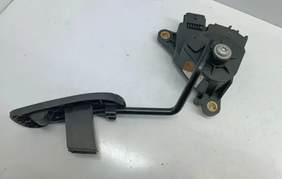 Nissan Note (E11) Accelerator throttle pedal 1889B 1889B10033 10033