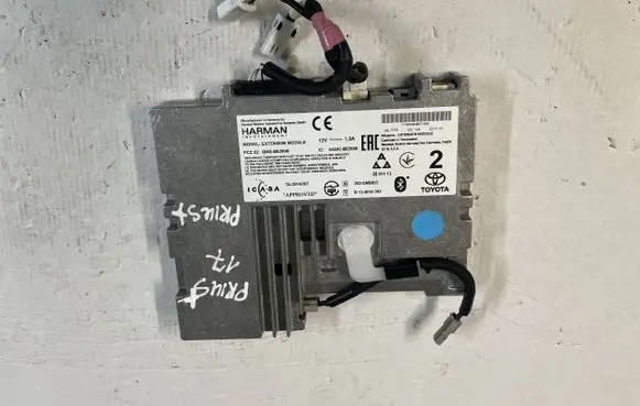 Toyota Prius+ (ZVW40) GPS navigation control unit/module 868400F020