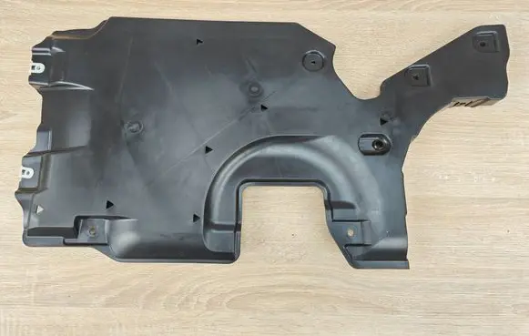 BMW 8 G16 Side bottom protection 7495574