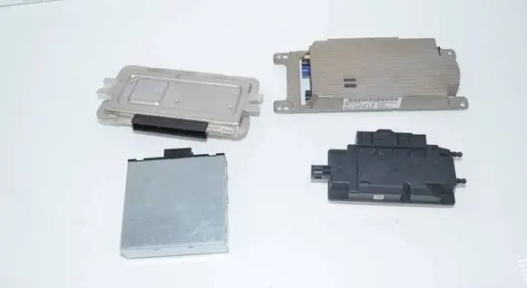BMW 5 F10 F11 Other control units/modules 9253637 65779253637 65779280186