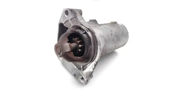 Peugeot 208 Starter motor 9671530880 428000-8332