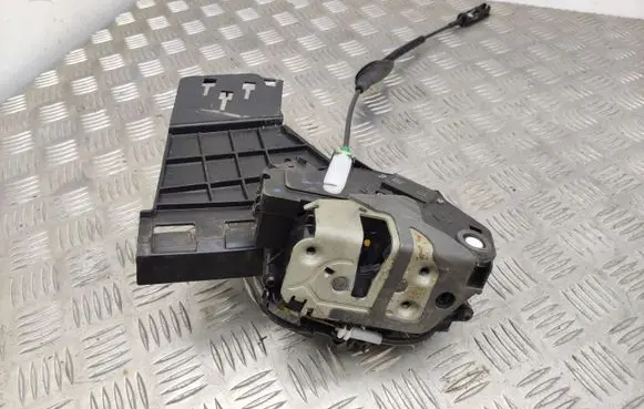 Ford Fiesta Front door lock 8A61A224A36 AM5AR26412AE