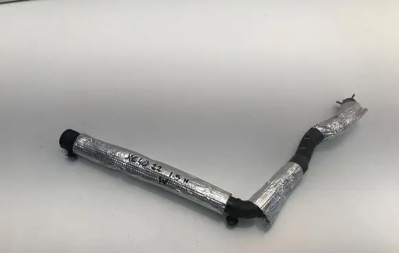 Volvo XC40 Engine coolant pipe/hose 32138058