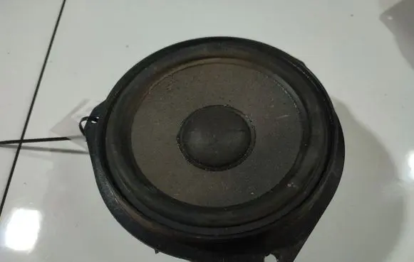 Opel Astra H Front door speaker 