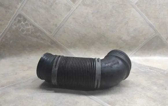 Seat Toledo III (5P) Intercooler hose/pipe 1K0129684