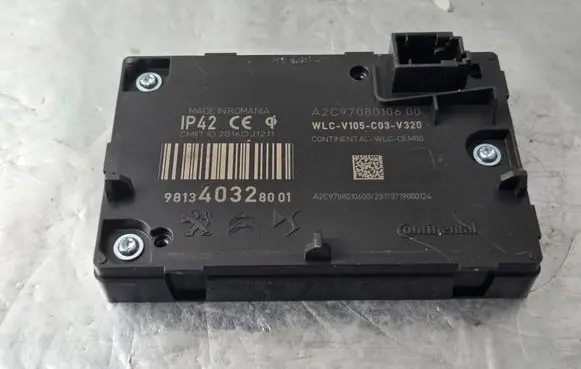Peugeot 3008 II Wireless charging module 981340328001 D2016DJ1211