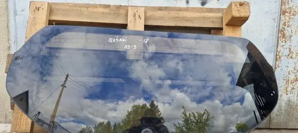 Nissan Qashqai Rear windscreen/windshield window E643R006723