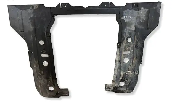 Opel Zafira C Engine splash shield/under tray 