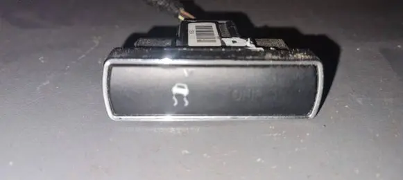 Traction control (ASR) switch