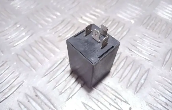 Renault 19 Other relay 2041002