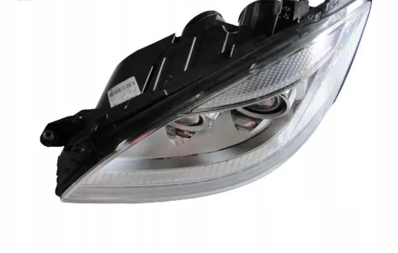 Mercedes-Benz S W221 Headlight/headlamp A2218201339