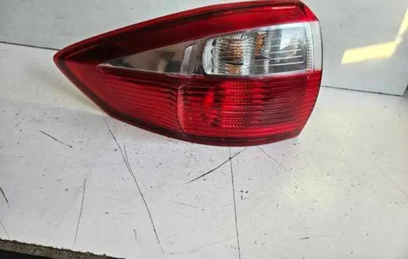 Ford C-MAX II Rear/tail lights AM5113405BE 89502671