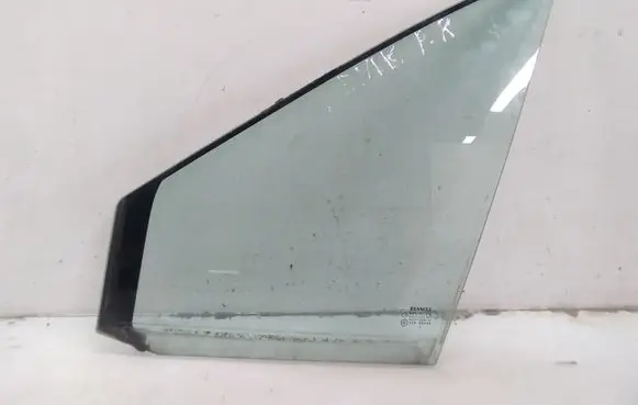 Renault Scenic II - Grand scenic II Front door vent window glass four-door 43R00049
