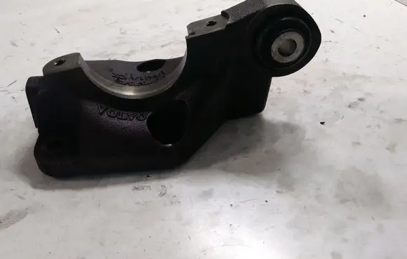 Volvo S60 Driveshaft support bearing bracket 30787842