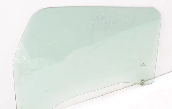 Mitsubishi Galant Front door window glass four-door