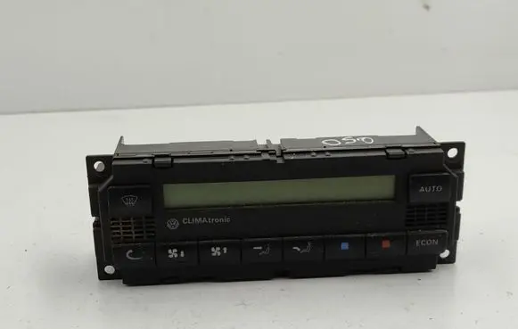 Volkswagen Golf IV Climate control unit