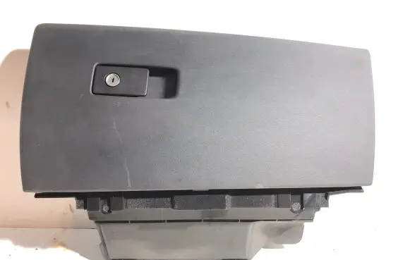 Volvo V70 Glove box 31305843 1264