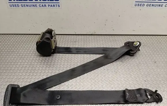 Renault Master III Rear seatbelt 888400029R