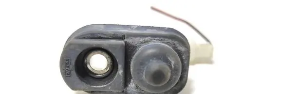 Suzuki SX4 Front door sensor 