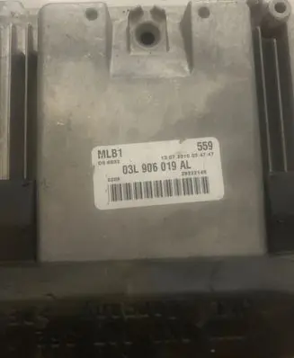 Audi A4 S4 B8 8K Engine control unit/module 03L906019AL 28222149