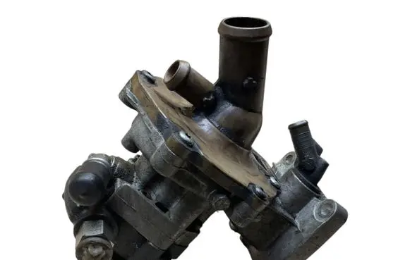Ford Mondeo Mk III Water pump XS7Q8A578