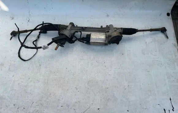 Opel Astra J Steering rack