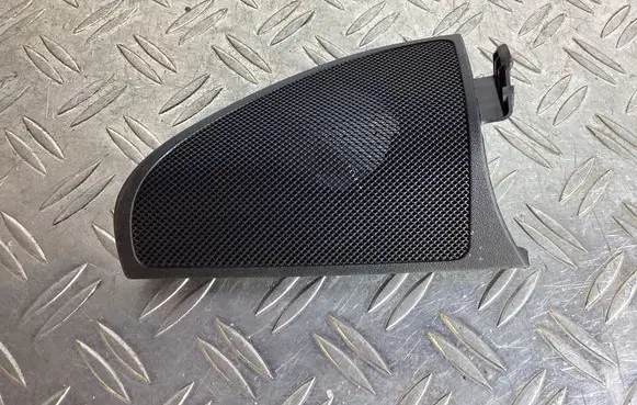 Mercedes-Benz GLC X253 C253 Side speaker trim/cover A2537200148
