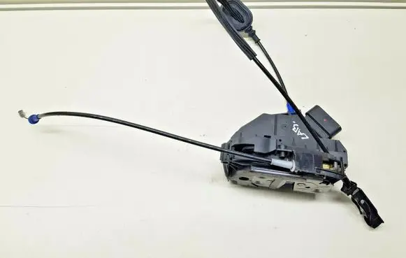 Ford Fiesta Front door lock 8A6AA21812CG