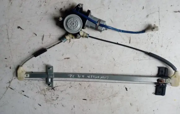 Suzuki Grand Vitara I Rear door window regulator with motor