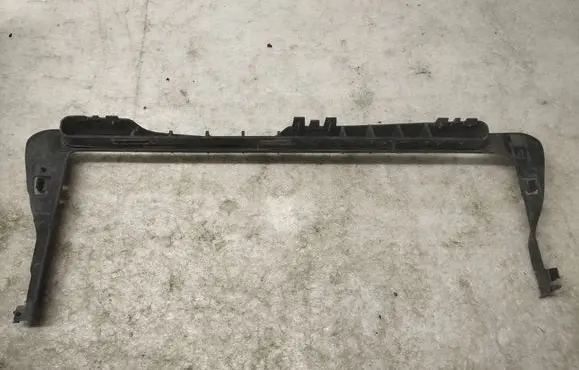 Volvo XC90 Radiator trim 30730518