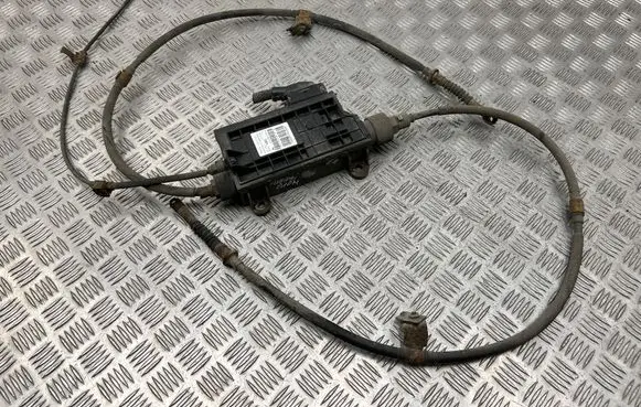 Toyota Avensis T270 Hand brake control module 4630005010 2131220201 10220201374