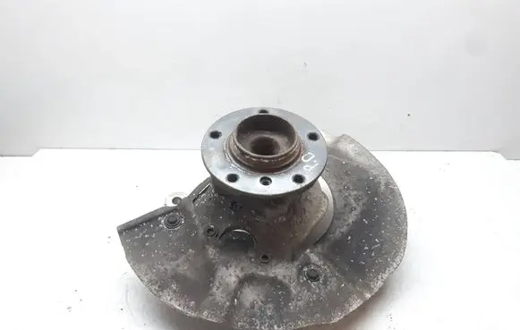 BMW 5 E60 E61 Front wheel hub spindle knuckle 6760954