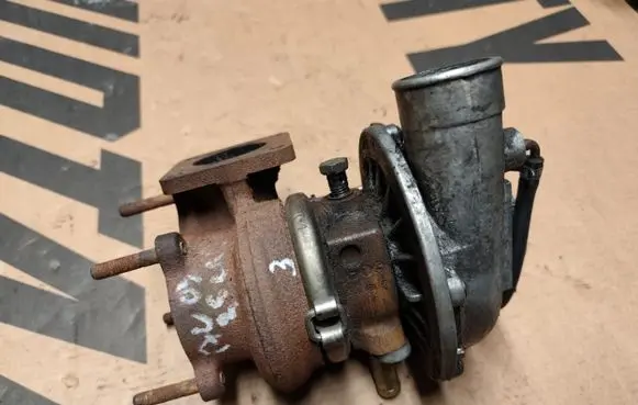 Jeep Cherokee III KJ Turbo 35242094F