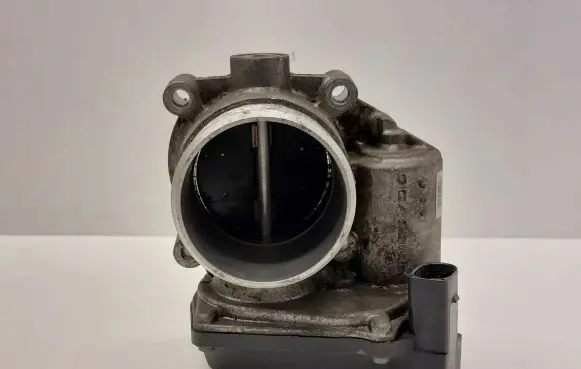 Audi A4 S4 B8 8K Throttle valve 06F133062J