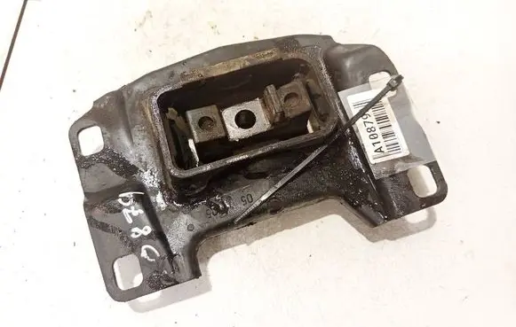 Ford Focus Engine mount bracket 3m517m121
