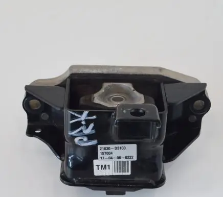 Hyundai Tucson TL Engine mount bracket 21830D31007D0545