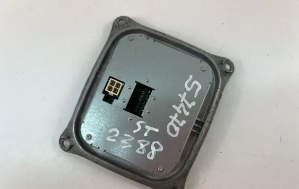 Audi A4 S4 B8 8K Xenon control unit/module 8K0907472