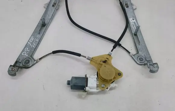 Jeep Patriot Front door window regulator with motor 05291798AA-C
