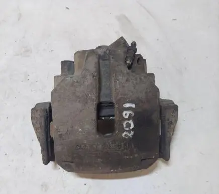 BMW 5 E39 Front brake caliper 6022296