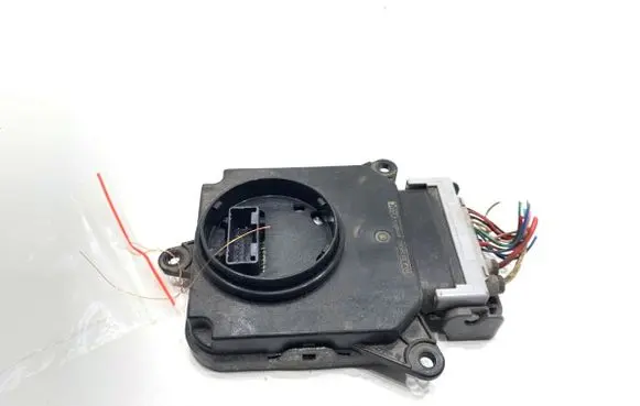 Lexus NX Voltage converter/converter module 