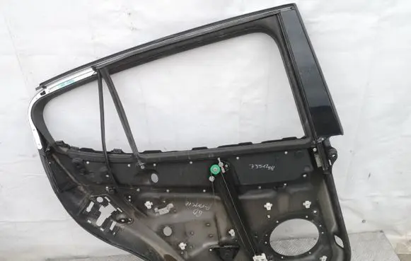 Porsche Panamera (970) Rear window lifting mechanism without motor