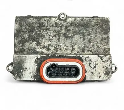 Mercedes-Benz E W211 Light module LCM 5DV008290