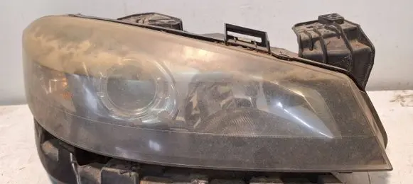 Renault Laguna II Headlight/headlamp 8200555908 89045709 89900768
