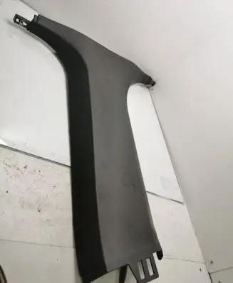 BMW X3 G01 (B) pillar trim (bottom) 7396432