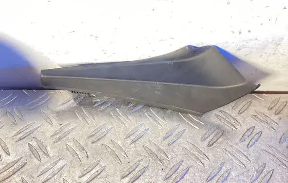 Toyota RAV 4 (XA40) Fender end trim 5386642020