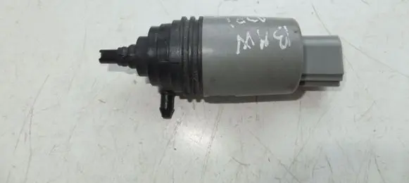 BMW 1 E81 E87 Windscreen/windshield washer pump 6934159 67126934159 23557610